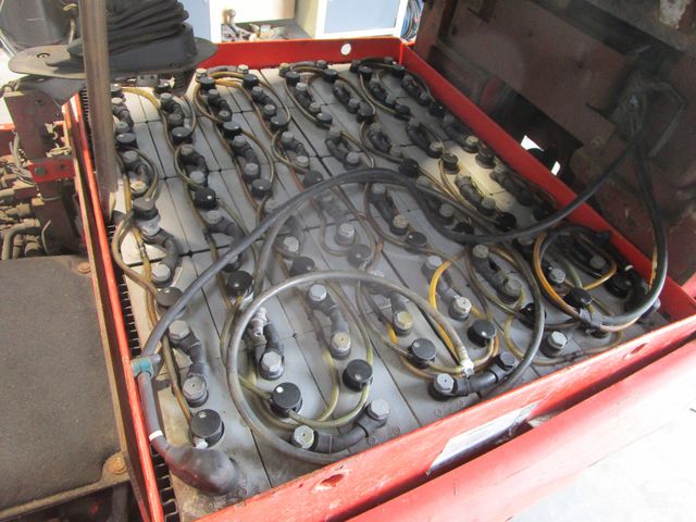 Fahrzeugabbildung Linde E30/600-02 *3to.Hubkraft+Ladegerät+Kabine*