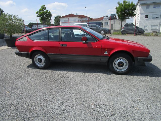 Fahrzeugabbildung Alfa Romeo GTV 2.0 *H-Kennzeichen*