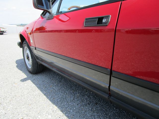 Fahrzeugabbildung Alfa Romeo GTV 2.0 *H-Kennzeichen*