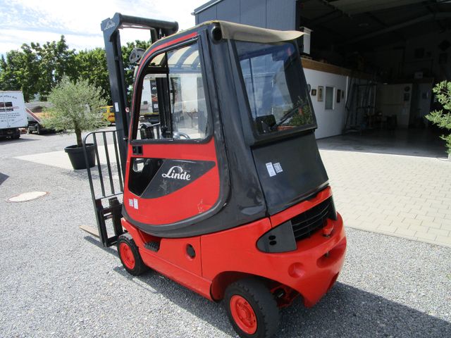 Fahrzeugabbildung Linde H16-03 Diesel+Freihub+Seitenschieber+Kabine