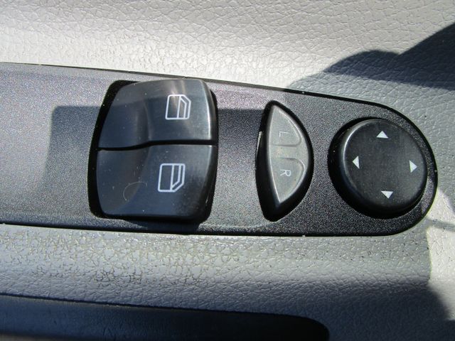 Fahrzeugabbildung Volkswagen Crafter 35 TDI 2.0L *KLIMA+AHK+3-Sitze+136 PS*