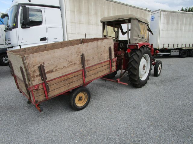 Fahrzeugabbildung Renault SUPER 6 -R7050- 4xNeu Bereift+Tüv 03/2027