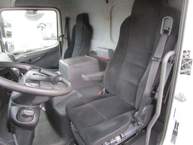 Fahrzeugabbildung Mercedes-Benz Atego 818 MP4.*LBW+6,08m+1-Hand*