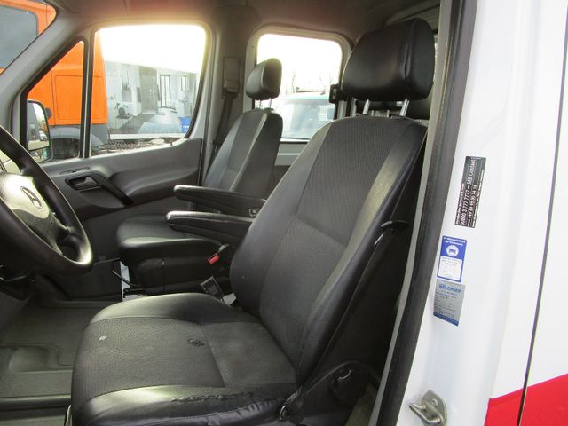 Fahrzeugabbildung Mercedes-Benz Sprinter 214 CDI *DOKA+6-Sitze+KLIMA+EURO.6+AHK*