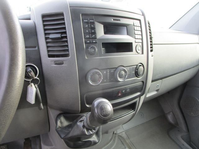 Fahrzeugabbildung Mercedes-Benz Sprinter 214 CDI *DOKA+6-Sitze+KLIMA+EURO.6+AHK*