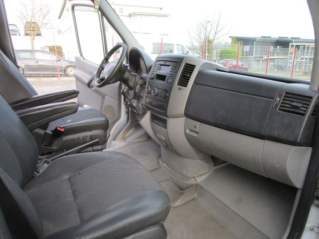 Fahrzeugabbildung Mercedes-Benz Sprinter 214 CDI *DOKA+6-Sitze+KLIMA+EURO.6+AHK*
