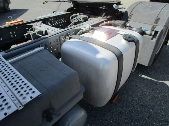 Fahrzeugabbildung Mercedes-Benz Actros 1843 LS MP4 *EURO.6+2xKLIMA+Nebenantrieb*