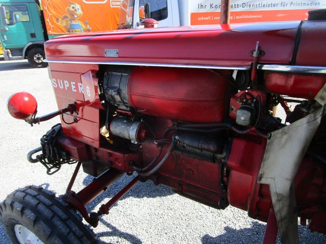 Fahrzeugabbildung Renault SUPER 6 -R7050- 4xNeu Bereift+mit Anhänger*