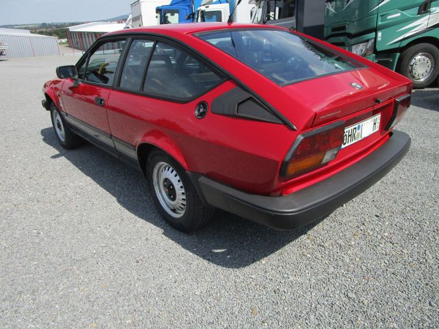 Fahrzeugabbildung Alfa Romeo GTV 2.0 *H-Kennzeichen*