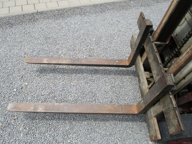 Fahrzeugabbildung Linde E15 Elektro+Ladegerät