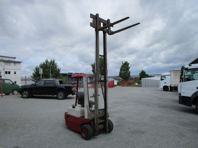 Fahrzeugabbildung Linde E15 Elektro+Ladegerät