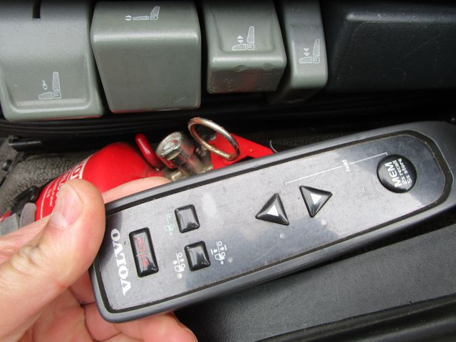 Fahrzeugabbildung Volvo FL 12.290 L 4x2 *Schaltung+LBW+AHK+7,20m*Mod.14