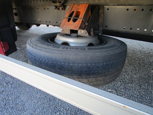 Fahrzeugabbildung MAN TGL 12.210L **LBW+2xAHK+Lift+6,10m+3-Sitze*