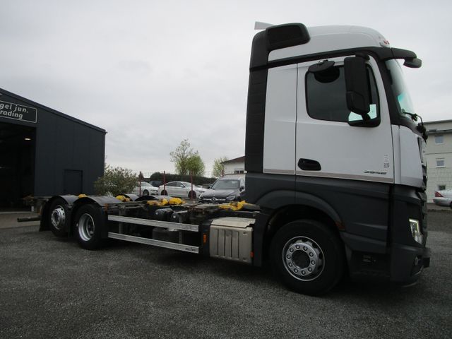 Fahrzeugabbildung Mercedes-Benz Actros 2548LL 6x2*MP4+Multi+KLIMA+Standart*