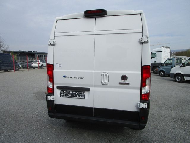 Fahrzeugabbildung Fiat E-Ducato *L3H2+KLIMA+NAVI+3-Sitze+Mod.22*