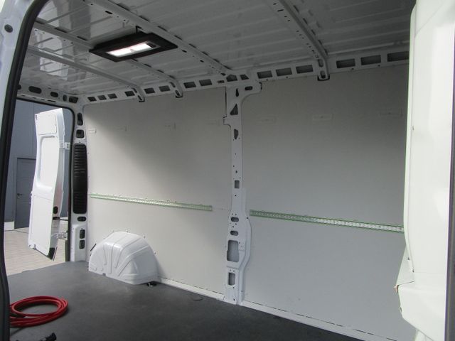 Fahrzeugabbildung Fiat E-Ducato *L3H2+KLIMA+NAVI+3-Sitze+Mod.22*