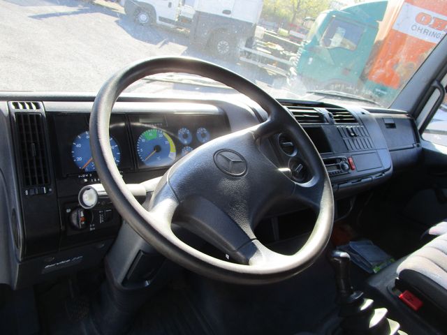 Fahrzeugabbildung Mercedes-Benz Atego 815 *LBW+6,10m+3-Sitze*