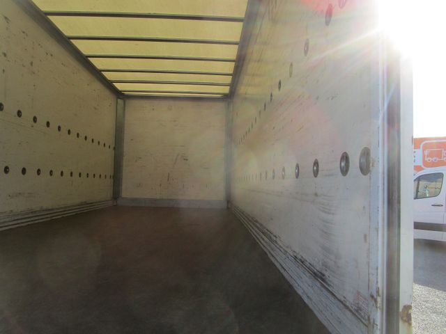 Fahrzeugabbildung Mercedes-Benz Atego 815 *LBW+6,10m+3-Sitze*