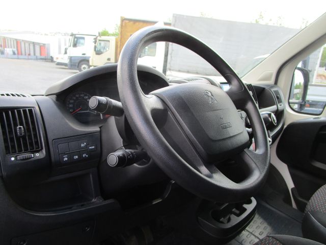 Fahrzeugabbildung Peugeot Boxer 2,2L 165PS *MAXI+LBW+KLIMA+3-Sitze+4,27m*