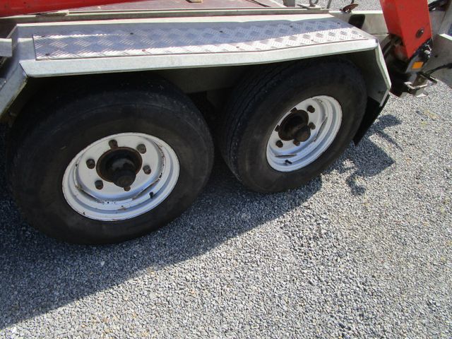 Fahrzeugabbildung Unsinn Absetzcontainer Anhänger+Teleskop+Deckelmulde