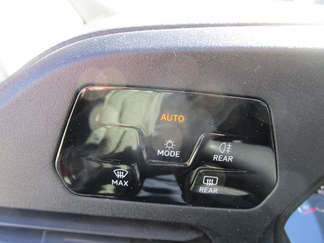 Fahrzeugabbildung Volkswagen Caddy 2,0TDI 75kW  *KLIMA+Kastenwg.+NAVI+1-Hand*