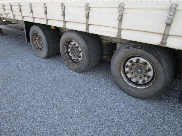 Fahrzeugabbildung Schmitz Cargobull 3-Achser *MEGA+Liftachse+13,60m+Hubdach+Edscha*