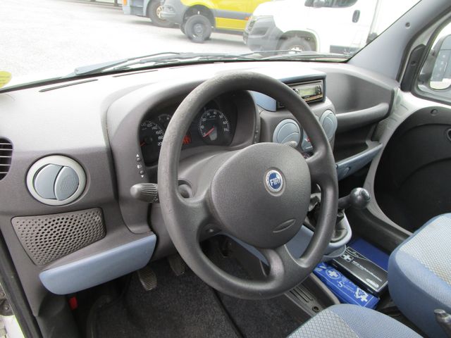 Fahrzeugabbildung Fiat Doblo Cargo 1,3 JTD Multijet*AHK+75.000km*