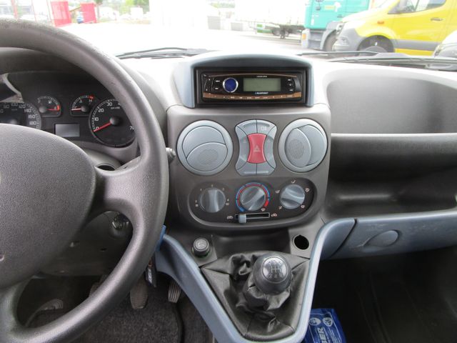 Fahrzeugabbildung Fiat Doblo Cargo 1,3 JTD Multijet*AHK+75.000km*