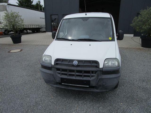 Fahrzeugabbildung Fiat Doblo Cargo 1,3 JTD Multijet*AHK+75.000km*