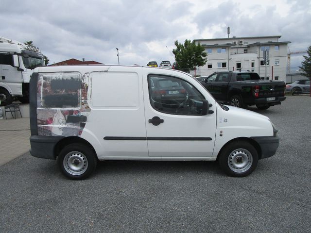 Fahrzeugabbildung Fiat Doblo Cargo 1,3 JTD Multijet*AHK+75.000km*