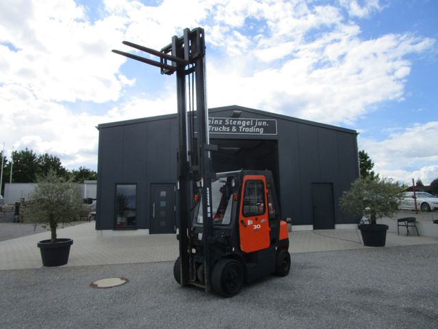 Fahrzeugabbildung Doosan G30G *Seitenschieber+Hubkraft 3to.Kabine+Gas*
