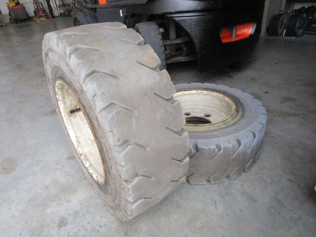 Fahrzeugabbildung Doosan G30G *Seitenschieber+Hubkraft 3to.Kabine+Gas*