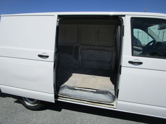 Fahrzeugabbildung Volkswagen T6 2.0L TDI *KLIMA+AHK+3-Sitzer*