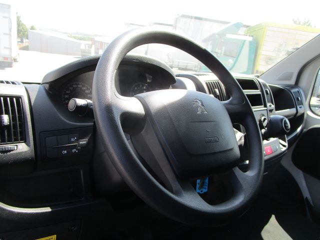 Fahrzeugabbildung Peugeot Boxer  2.0L 130PS*3-Achser+Türen+Rampe hinten*