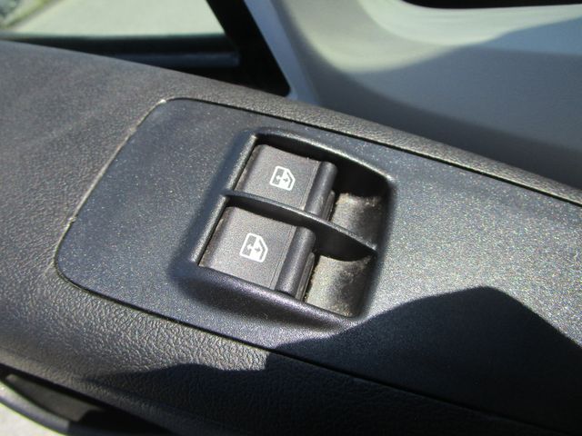 Fahrzeugabbildung Peugeot Boxer  2.0L 130PS*3-Achser+Türen+Rampe hinten*