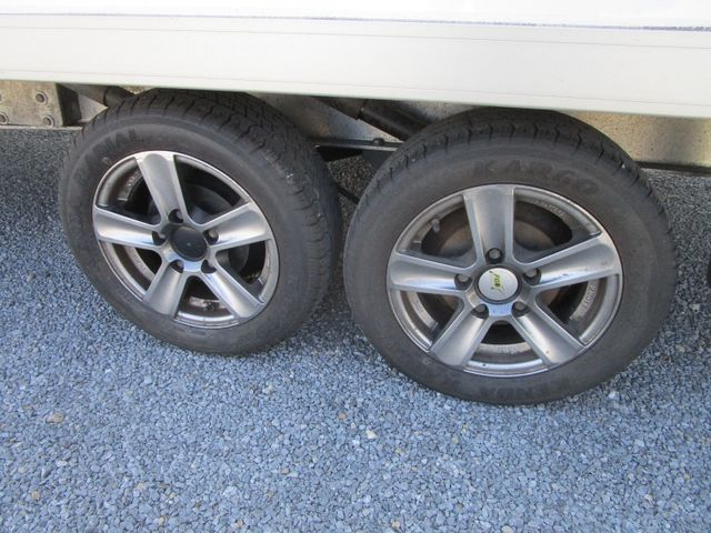Fahrzeugabbildung Peugeot Boxer  2.0L 130PS*3-Achser+Türen+Rampe hinten*