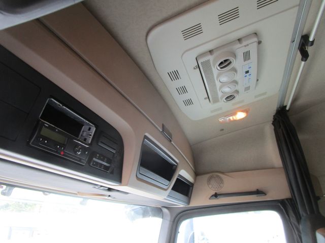 Fahrzeugabbildung Mercedes-Benz Actros 1843 LS MP4 *EURO.6+2xKLIMA+Nebenantrieb*