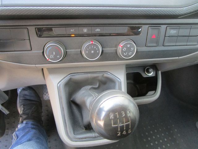 Fahrzeugabbildung Volkswagen T6.1 TDI*lang+KLIMA+NAVI+8-Sitze+1-Hand*
