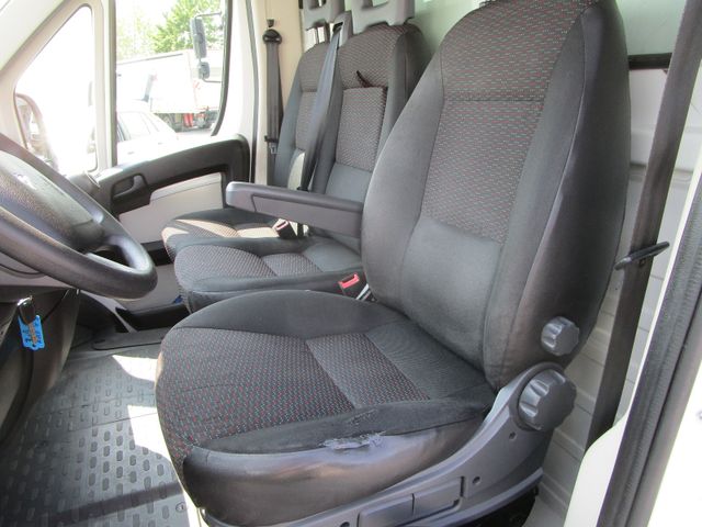 Fahrzeugabbildung Peugeot Boxer  2.0L 130PS*3-Achser+Türen+Rampe hinten*