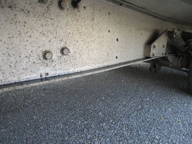 Fahrzeugabbildung Peugeot Boxer  2.0L 130PS*3-Achser+Türen+Rampe hinten*